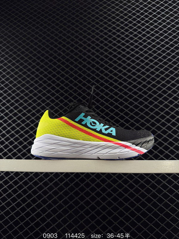 125 简介：真标✅HOKA ONE ONEU ROCKET X 真碳大底 半透明蝉翼鞋面透气跑步鞋 技术合成网眼鞋面 提供如拥抱足部的贴合感 内部中底笼 提供轻量的如拥抱足部的舒适感Profly