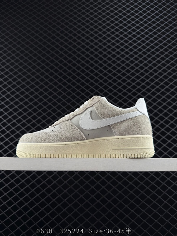 120 耐克Nike Air Force 1 Low 空军一号低帮百搭休闲运动板鞋 柔软、弹性十足的缓震性能和出色的中底设计，横跨复古与现代的外型结合，造就出风靡全球三十多年的Force 1，直到今天