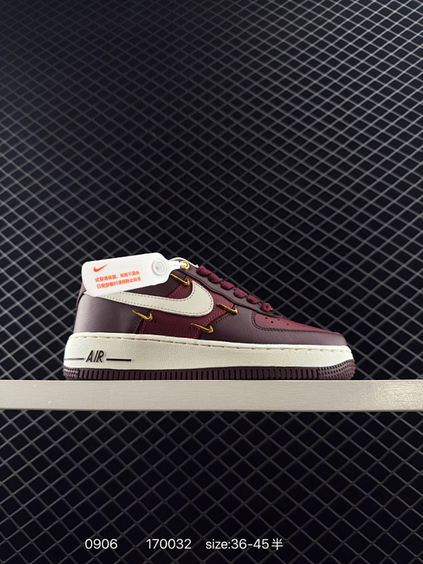 160 Nike Air Force 1 '07 舒适柔软 低帮 板鞋 女款 红色 尺码：36-45半 编码：170032 货号：IR0485  详情          ¥ 160