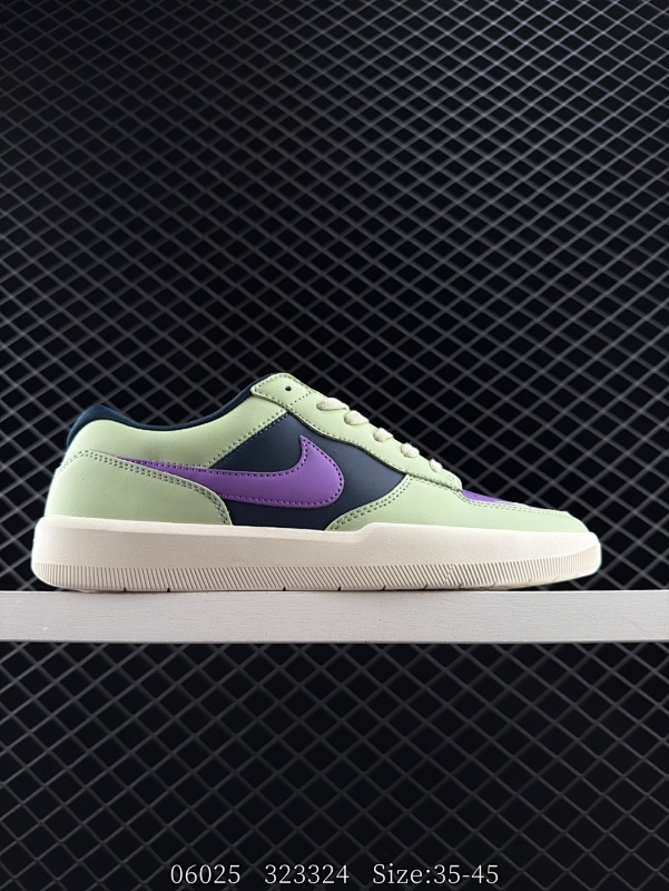 120 耐克Nike SB Force 58 运动滑板鞋。这是一款将前沿创新带入街头的单品，它具有硫化杯底，具有出色的耐用性和灵活性。使用柔软皮革和绒面革，在饰面上放置通风口，它自始至终都融入了传统篮