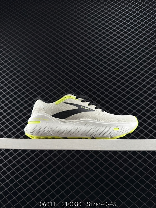 150 EBrooks布鲁克斯Adrenaline GT 3跑鞋男子缓震马拉松氮气慢跑鞋  尺码：如图 编号：120030 货号：120381  详情     ¥ 150