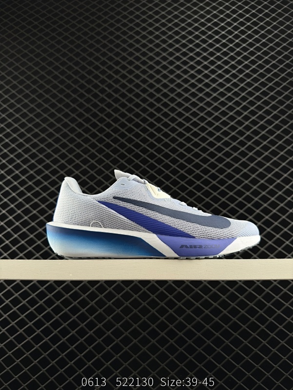 150 公司级✅耐克NIKE AIR ZOOM RIVAL FLY 4超弹透气轻量跑步鞋鞋款搭载 Flyknit 材料 出众弹性 易于穿脱 采用React技术 轻盈耐 跑步健身房锻炼最佳选择之一 货号