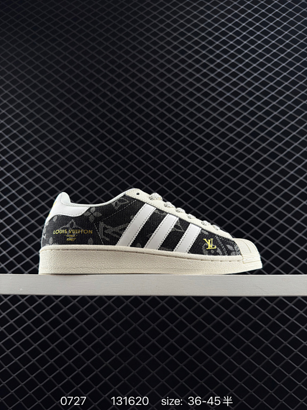 100Adidas Originals Superstar 阿迪达斯 三叶草 贝壳头’DIY’系列低帮经典百搭休闲运动板鞋 原装头层材料 用料绝不含糊 独家版型蒸餾加工帶來的是更好的视觉和脚感体验 清