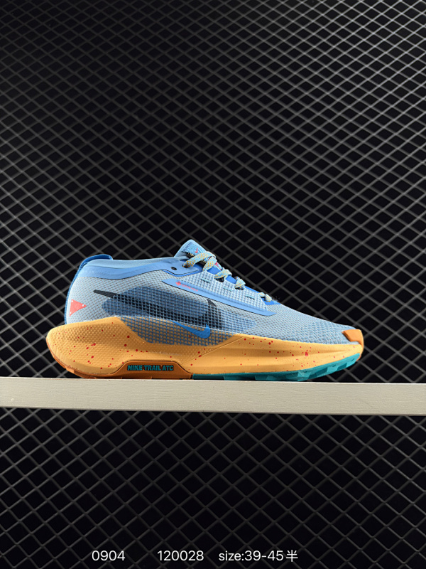 140 耐克(NIKE)PEGASUS TRAIL 5 男女款越野跑步鞋夏新款耐克飞马 该鞋款搭载出众回弹的 ReactX 泡绵中底，多种地面，皆可轻松驾驭。采用别致设计。上脚潮鞋，踏上 GR 11