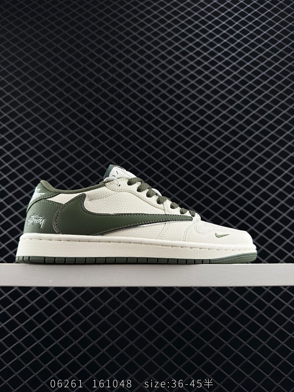 240 公司级✅Stussy x Air Jordan 1 Low 墨绿 此款主张打破传统的工业化流水线设计限制，以Made by ideas的超级创意为理念，集结众多潮流设计师，结合时下最ing