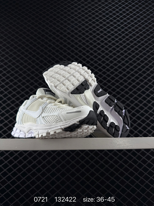 110 公司级✅Nike Air Zoom Vomero 5 新造 BBL 复古做旧 定制球鞋 解构 网布 减震耐磨透气 低帮休闲鞋 鞋身整体采用专属颜料重新喷涂 原创设计图标涂鸦装饰 添加潮流元素效