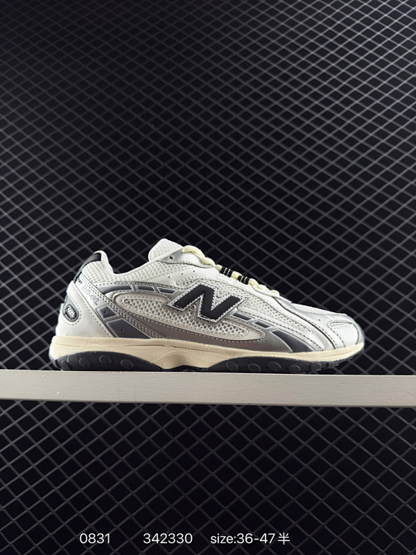 150 New Balance 新百伦204 系列  复古休闲运动百搭老爹跑步鞋 #采用猪巴革组合网织鞋面材质 #3层组合底模精密开发 #中底嵌入碳板缓震及后跟嵌入TPU装饰条稳固 官方货号: U20