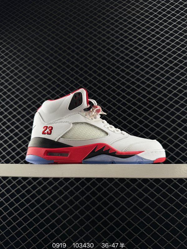 150 乔丹 Air Jordan 5 Retro SPDawn乔丹AJ5代中帮复古休闲文化篮球鞋“黑金属银” 尺码： 36 36.5 37.5 38 38.5 39 40 40.5 41 42 42