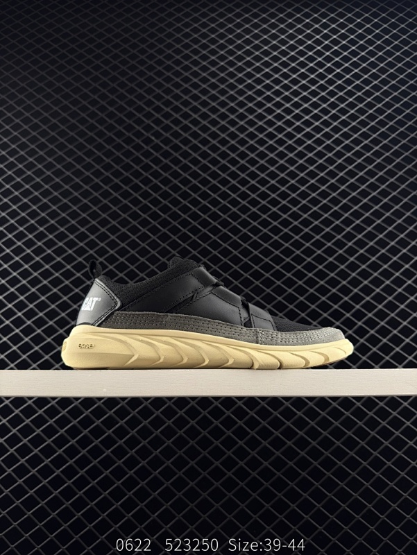 250 CAT Crail Sport Low 织物合成革 休闲舒适出行轻盈 减震防滑耐磨 低帮 户外功能鞋 男款 黑色 货号：P721087 尺码：39-44 编码：523250 全文  详情