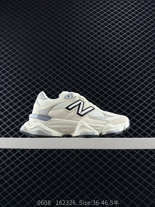 130 公司级✅New Balance NB9060 联名款 复古休闲运动慢跑鞋  鞋款灵感源自设计师本人对夏日的怀日回忆。鞋面大身由空间双格及磨砂鞋面拼接而生，夏日氛围拉满#采用大面积网眼以及麂皮材