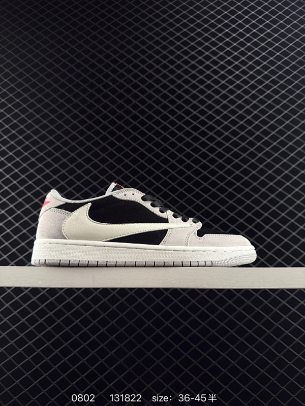 110 耐克Travis Scott x Fragment Design x Air Jordan 1 Low OG SP AJ1 乔1  联名 低帮文化休闲板鞋  货号：XZ1268 #多方联名合作