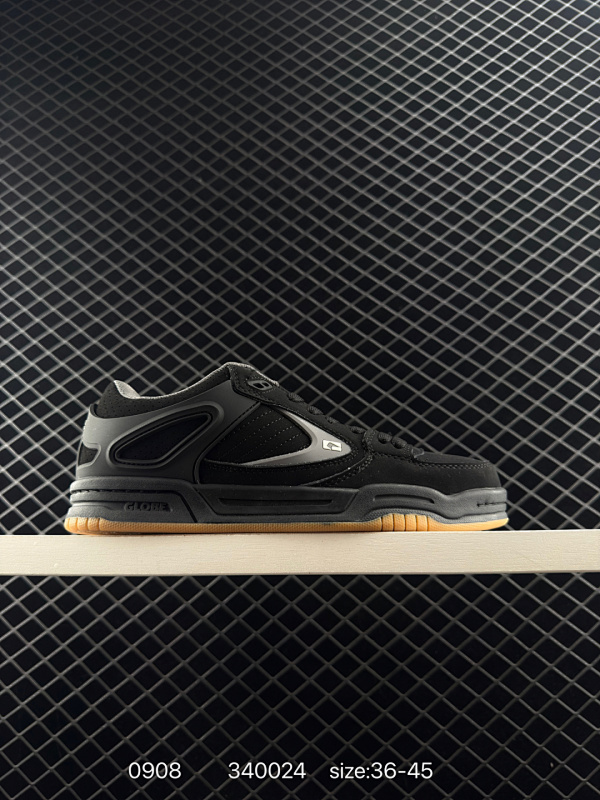 120 【新品】OSIRIS高帮系带耐磨防滑街头潮牌滑板鞋男女鞋，OSIRIS的面包板鞋，真是又酷又好穿！这双鞋不仅帅气，而且非常百搭。 鞋型设计上，简约而不失时尚感，还带有一丝复古的味道。橙