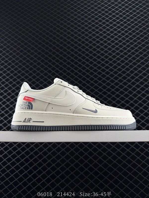 120 海外限量发售NIke Air Force 1 '07 Low “Supreme北面联名--透心米灰”空军一号 低帮 运动鞋 休闲鞋 折边针车 工艺难度大 原楦头原纸板 原装鞋盒 定制五金配件