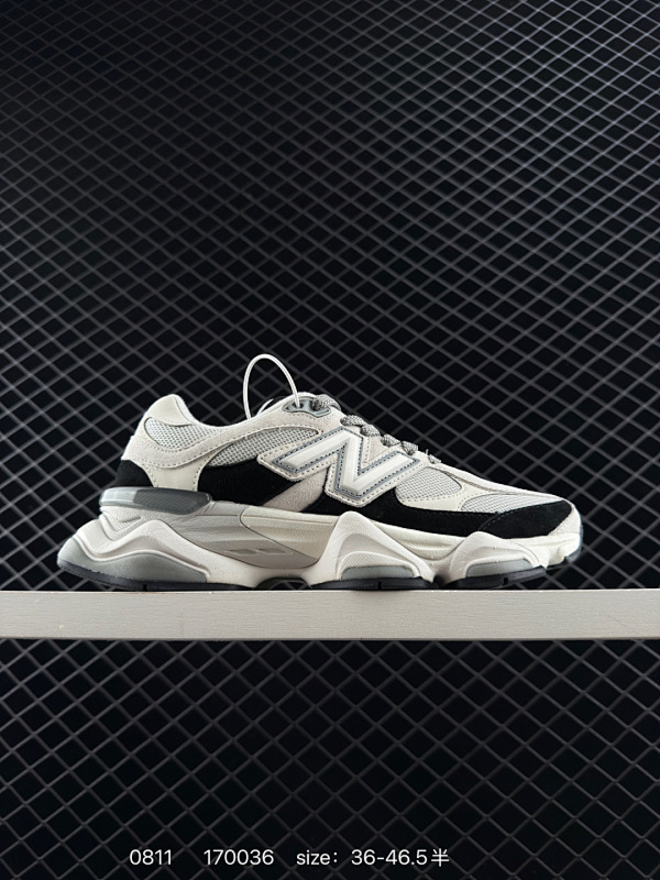 180 NB9060 联名款 复古休闲运动慢跑鞋  鞋款灵感源自设计师本人对夏日的怀日回忆。鞋面大身由空间双格及磨砂鞋面拼接而生，夏日氛围拉满#采用大面积网眼以及麂皮材质覆盖鞋身，还原经典气质。搭载A