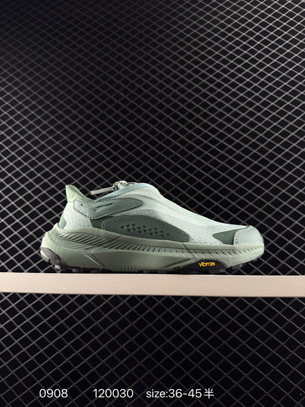 150 HOKA ONE ONE PROJECT TRANSPORT 舒适 防滑耐磨 低帮 生活休闲鞋 男女同款 黑色这双鞋也是HOKA提倡环保主义的一双鞋款，中底