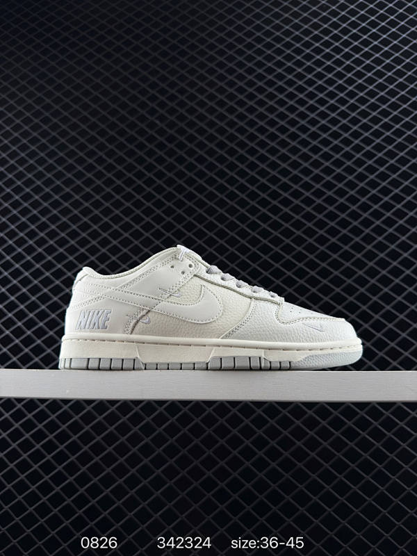 120 耐克NIKE DUNK LOW 扣篮系列 复古低帮休闲运动滑板板鞋采用脚感柔软舒适ZoomAir气垫有效吸收滑板等极限运动在落地时带来的冲击力 为街头运动者们提供更好的保护 尺码： 36 36