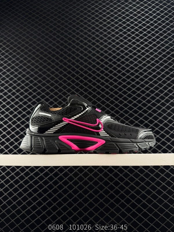 130 Nike V5 RNR 耐克 舒适百搭防滑耐磨 低帮休闲鞋 鞋面是大网孔设计 透气性超强 夏天穿完全不会闷脚 特别适合现在这种天气 中底是泡棉材质 脚感特别舒适 走一天脚都不会累 而且这双鞋一