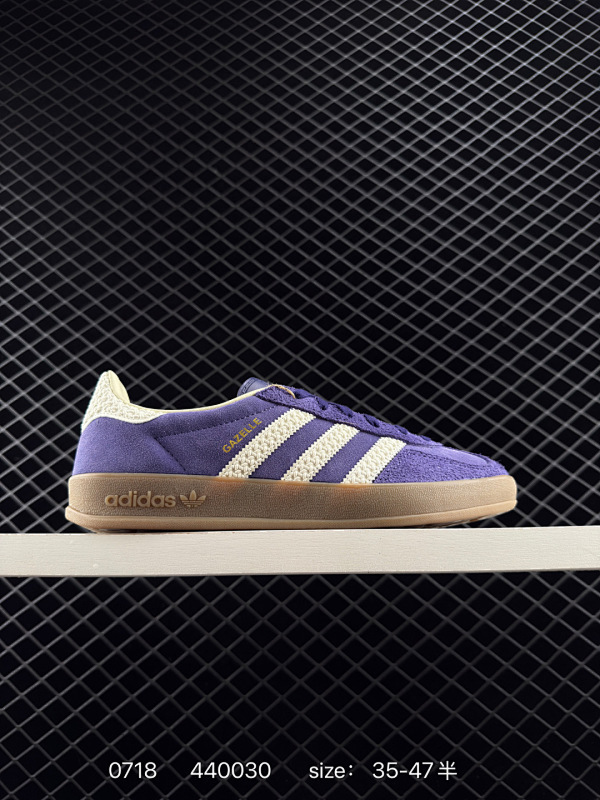 150 AD Original Gazelle Indoor Trainers 白紫色 瞪羚室内鞋系列低帮复古百搭休闲运动德训风板鞋 IF1806  平台特供批次 原厂定制长毛翻毛皮组合环保纤维革鞋面