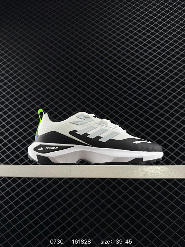140 阿迪达斯Adidas Terex Ax2r 男子复古潮流运动鞋 尺码： 39 40 41 42 43 44 45 货号：GW5772 编码：161828  详情          ¥ 140