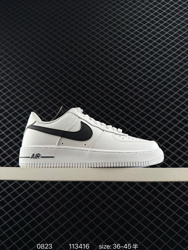 80 ✅耐克Nike AIR FORCE 1‘07 空军一号低帮百搭休闲运动板鞋。柔软、弹性十足的缓震性能和出色的中底设计，横跨复古与现代的外型结合，造就出风靡全球三十多年的Force 1。 货号:C