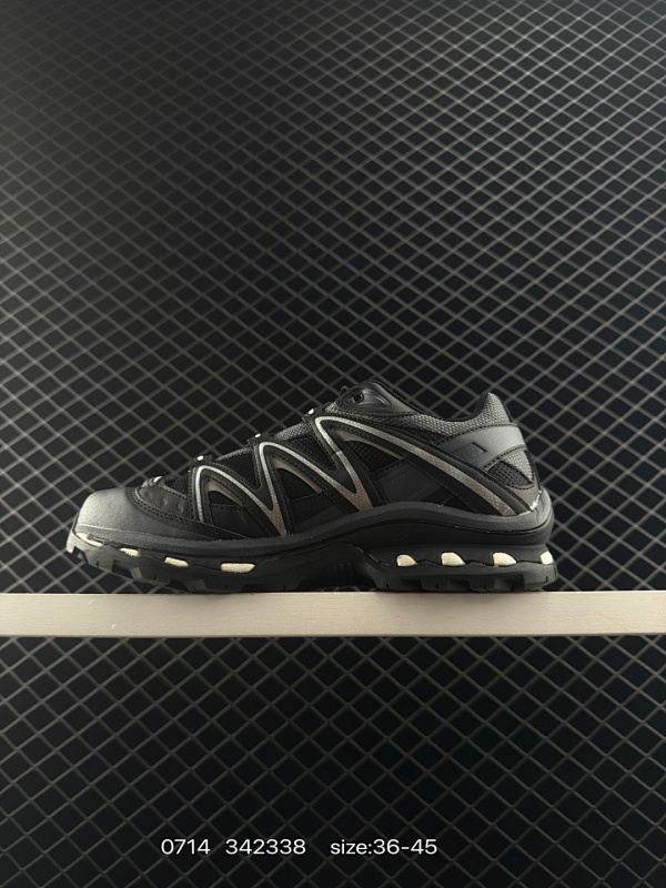 190公司级✅Salomon XT-Quest ADV Beige “ 萨洛蒙 探索者系列户外越野跑鞋 474790 28 鞋面采用SENSIFIT贴合技术 全方位贴合包裹脚型 鞋跟部鞋底牵引设计 提