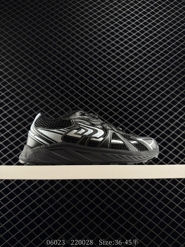 140 北面THE NORTH FACE SOLID TECH 柔软舒适 防滑耐磨 低帮 生活休闲鞋  货号：NS93R41L 尺码：36 36.5 37 38 38.5 39 40 40.5 41