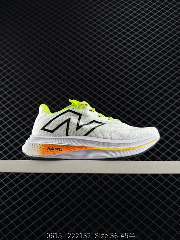 160 新百伦 New Balance NB 男女鞋RC ELITE系列MRCXLG3马拉松专业竞速碳板跑步鞋。搭载全新升级的全脚掌，FuelCell科技中底，其优秀的疾速回弹性能有助于迅速缓解高强度