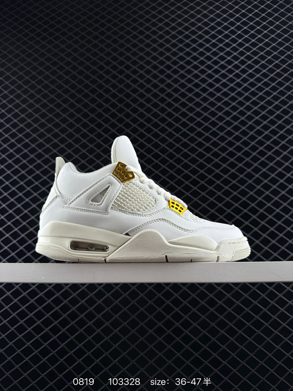 140 Air Jordan 4 Retro Wnns ”Vivid Sulfur“ 米白金 AJ4 乔丹4代 aj4 乔4 白金 乔丹篮球鞋系列 鞋身整体采用米白色皮革鞋面设计，辅以金黄色点缀，彰显