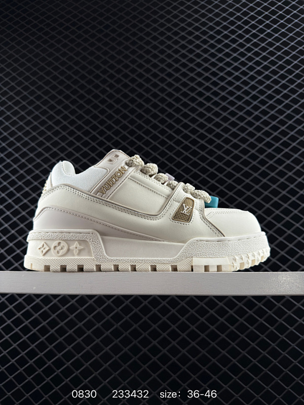 160 LOUIS VUITTON Trainer Maxi 小胖丁 皮革 休闲简约 低帮 板鞋 女款 白紫色 尺码：36-46 编码：233432  详情        ¥ 160