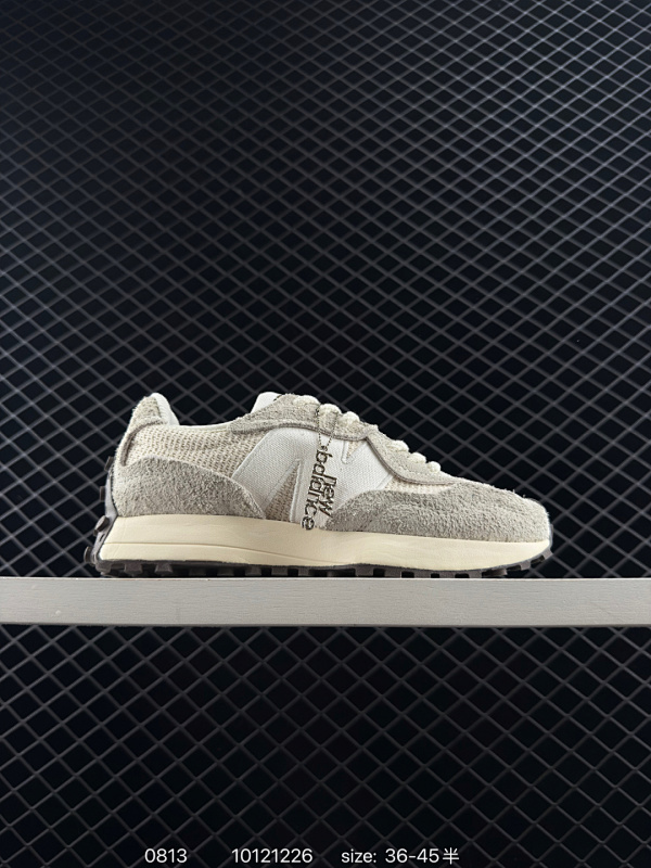 130 公司级✅New Balance MS327  复古休闲运动慢跑鞋 完美清洁度  全新 New Balance 327 系列，以更纯粹的复古风格设计打造的全新造型。侧身还以解构设计，将 N 字标