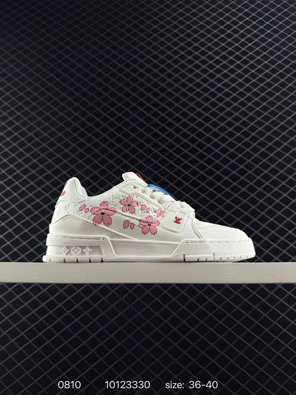 150 Louis Vuitton/路易威登 广东原产，采用皮革鞋面材质，，内里全小羊皮打造及去味海玻璃脚垫，外置耐磨橡胶大底❗全新LV路易威登Louis Vuitton Remarque Low经典