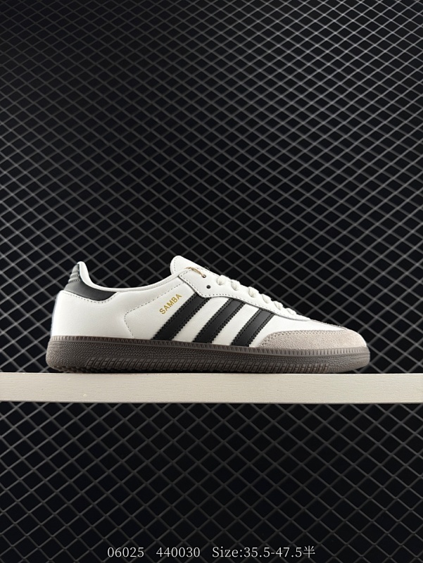 150 公司级✅阿迪达斯三叶草Adidas Originals Samba 桑巴舞系列绅士德训足球风百搭低帮休闲运动板鞋 货号：B75806 Size：35.5-47.5带半码