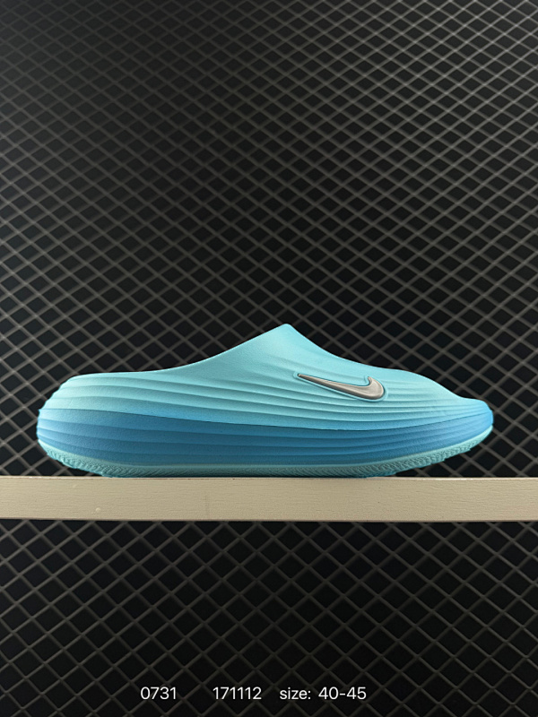 60 Nike ReactX Rejuven8  耐克夏日穿搭凉鞋 夏季必备  采用质感柔软且出众回弹的 ReactX泡绵 缔造非凡舒适的日常穿着体验 助你保持活力 官方货号: HV4479 1202