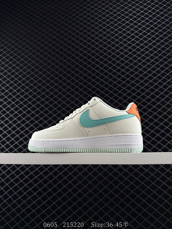 100 公司级✅NIKE AIR FORCE 1‘07 LX 原楦头原纸板 打造纯正低帮空军版型 专注外贸渠道 全掌内置蜂窝气垫  原盒配件 原厂中底钢印、拉帮完美  官方货号：HM3728-131