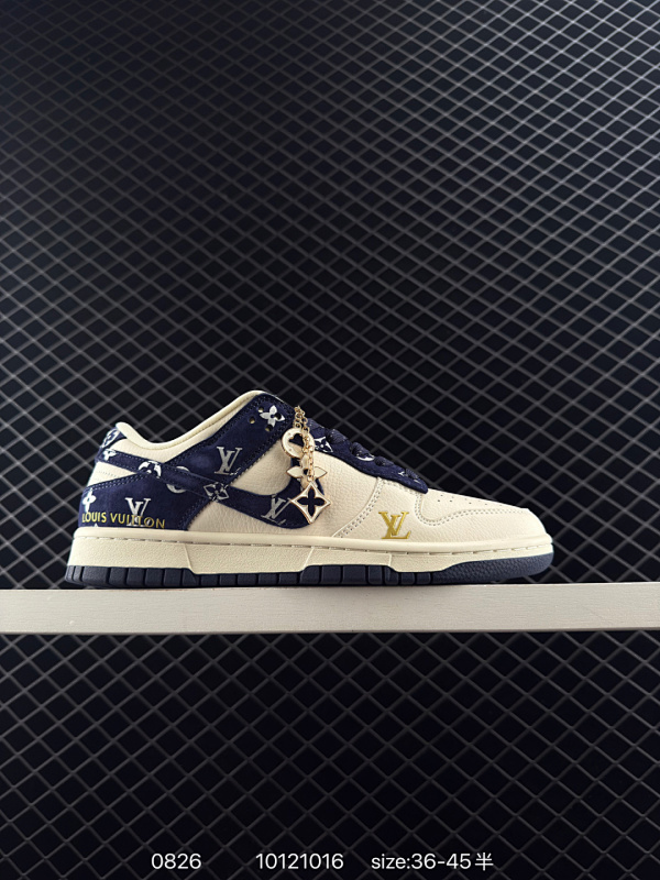 80 海外爆款限量发售！公司级 Nike SB Dunk Low“LV联名——米白蓝勾” 周年高端定制 低帮休闲板鞋 定制鞋盒 大厂纯原品质出货 超高清洁度 皮料切割干净无任何毛边 细节完美  货号：