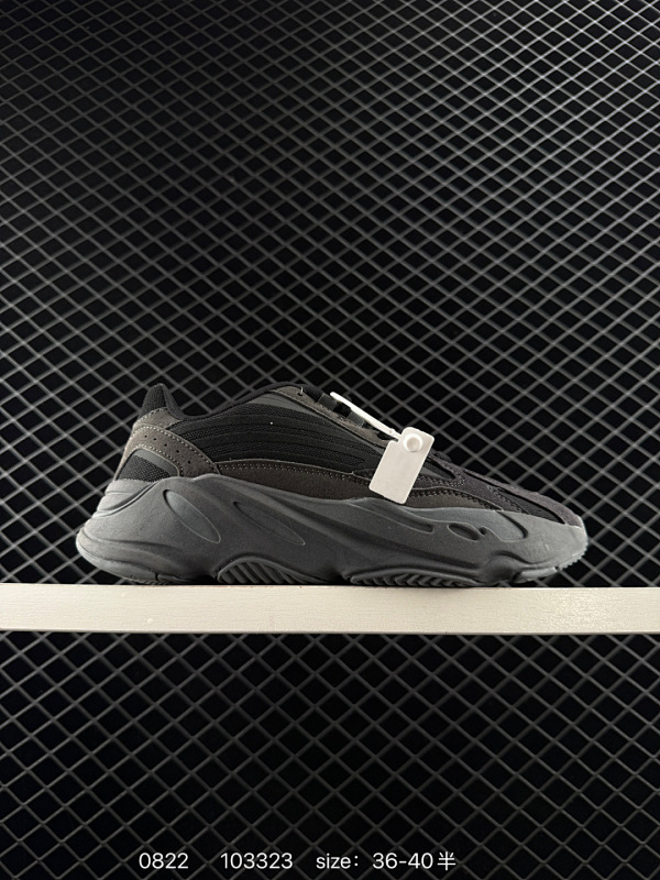 115 Adidas YEEZY 700 原厂3M反光条 原厂同频针织提花鞋面 花型纹路繁杂有序，后跟V形结合人体工程学保证双脚舒适性，鞋面皮料采用绒面头层牛皮 卡色精准校对原鞋开版  货号：EG74