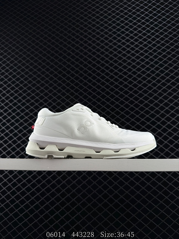 140 【真标】ON/昂跑 Cloudnova 全天候轻量减震舒适透气男女同款运动鞋街头球鞋风格的运动鞋，搭载 On 标志性的跑鞋科技，带来轻量脚感及满足时尚穿搭需求。面料:高性能网布，橡胶鞋底，穿孔