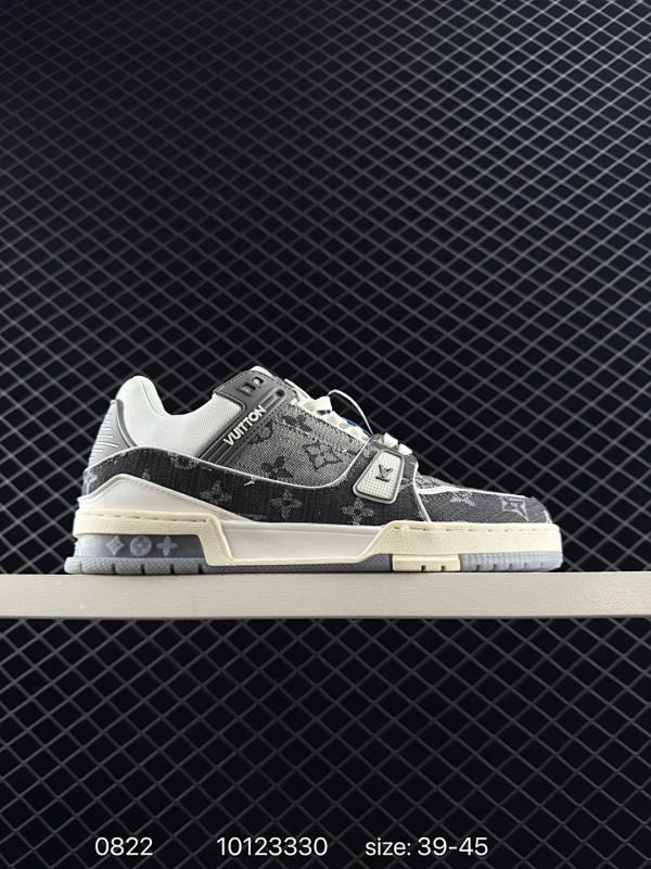 150 真标✅Louis Vuitton Trainer Sneaker Low 全新 LV 路易威登 休闲运动文化百搭板鞋  ID:10123330 Size:39-45  详情