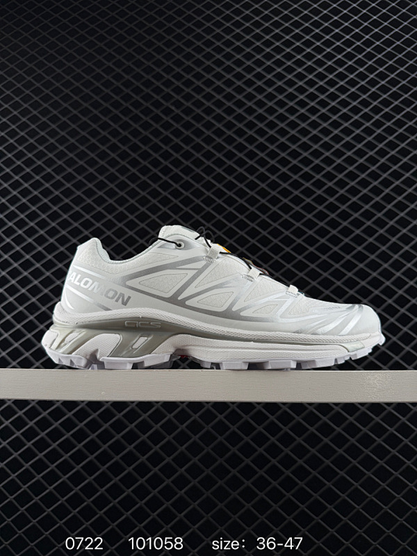 290 纯原✅Salomon XA PRO XT-6 GTX萨洛蒙户外越野跑鞋 鞋面采用SENSIFIT贴合技术 全方位贴合包裹脚型 鞋跟部鞋底牵引设计 提供强大的抓地性能 更适应野外崎岖不平的道路