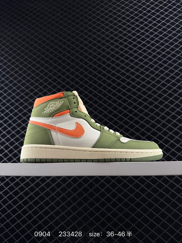 140 Air Jordan 1 Retro High OG "Court Purple" 高帮 恶人紫 AJ1 乔丹1代 aj1 乔1 高邦 白紫脚趾 乔丹篮球鞋系列 配色设计上采用类似芝加哥的色彩