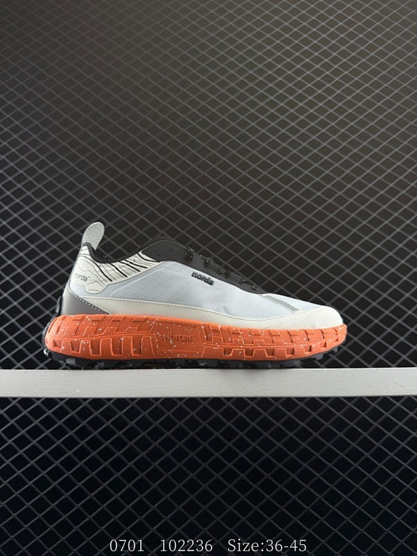 180 公司级✅NORDA 001 厚底系带耐磨 低帮 户外 越野登山功能鞋 舒适鞋面 具有很好的延展性 时尚质感鞋面 系带闭合方式 后跟采用柔软材质舒适贴合脚踝 货号：001 MG+SPK 尺码：3