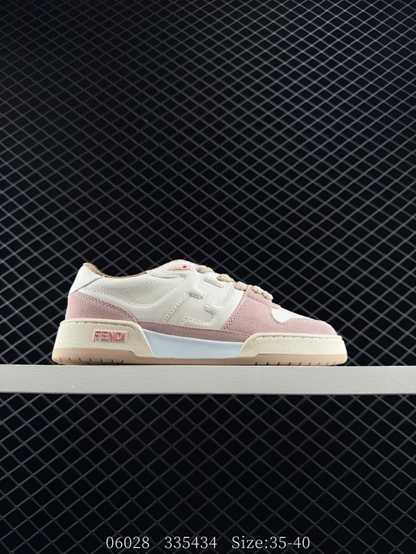 170 FENDI/芬迪 采用荔枝纹纤维皮革组合翻毛皮鞋面材质，鞋垫嵌入发泡缓震EVA材质，外置耐磨橡胶大底❗众明星同款，演绎流动美感❗意大利著名奢侈品牌·芬迪Fendi Match Sneaker