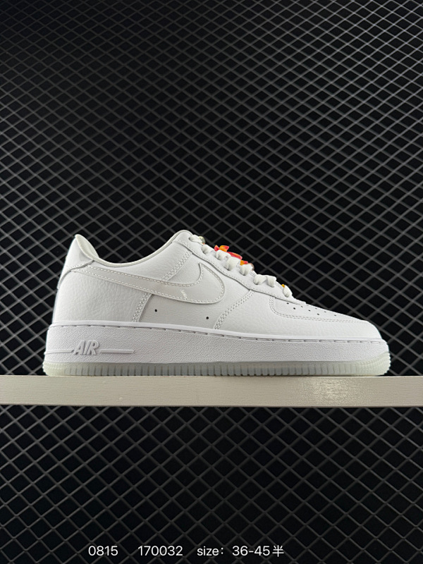 160 Nike Air Force 1 Low 空军一号低帮运动休闲板鞋 原楦头原纸板 打造纯正空军版型 专注外贸渠道 全掌内置蜂窝气垫 原盒配件 原厂中底钢印、拉帮完美   货号：IB8875 1