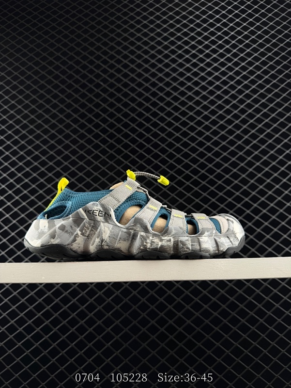 140 Keen凉鞋 人气户外休闲鞋品牌-科恩Keen Uneek Flat-M 平底编织弹力穿搭溯溪涉水鞋 货号：1026686  尺码：36-45 编码：105228 全文  详情      ¥