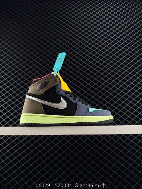 170 公司级✅乔丹rdan 1 High OG “Bio Hack”“巴洛克棕黑色-激光橙-赛车粉”。以棕色，黑色，激光橙色和粉色为配色方案，采用深蓝色绒面革外观，浅蓝色鞋头装扮，粉色衬里和橙色鞋舌