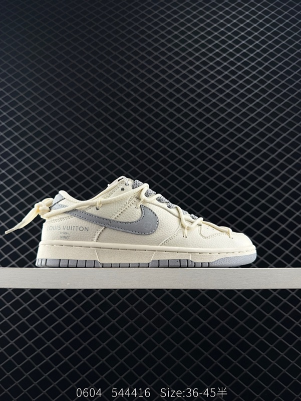 80 Nike SB Dunk Low“Supreme联名——星夜黑刻字”  周年高端定制 低帮休闲板鞋 定制鞋盒 大厂纯原品质出货 超高清洁度 皮料切割干净无任何毛边 细节完美  货号：JJ5688