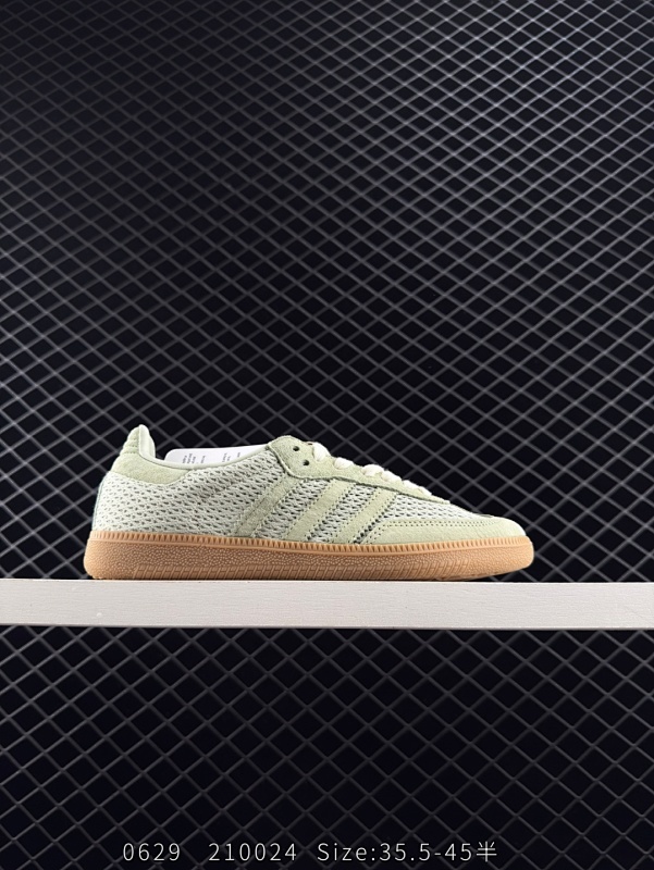 120 ✅Addis Original Samba OG 复古单品 编织系列 复古桑巴板鞋 这款桑巴鞋展示了高质量的工艺 带有装饰的超锁缝制和无缝的手感 柔软、柔软的皮革造型和标志性的3条纹完成了精致