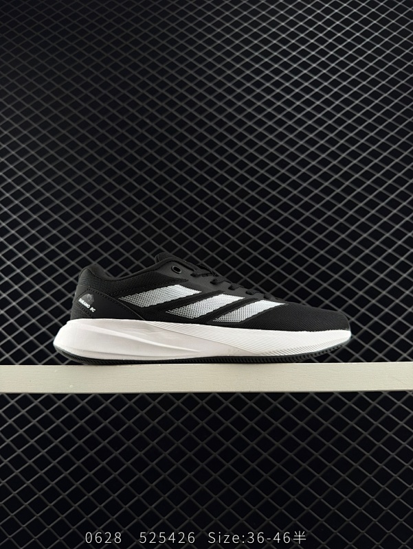 130 阿迪达斯Adidas DURAMO RC U 阿迪达斯轻量化科技跑鞋 主打的cloudfoam科技 减震性能不错 能够给脚底提供舒适的缓震感受 货号：ID2702 尺码：36 36⅔ 37⅓