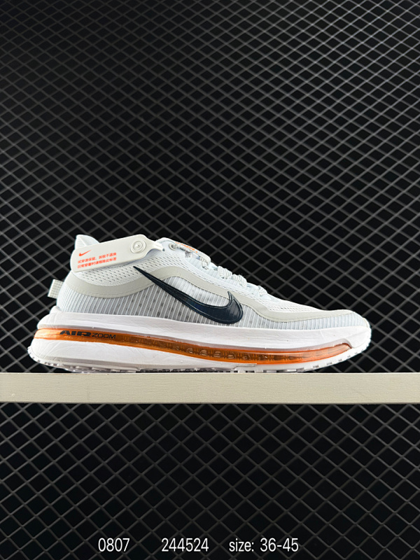 120 Nike Air Zoom Pegasus Premium 耐克 新款气垫缓震休闲跑步鞋 Pegasus Premium 搭载了 Nike 最先进的三重技术 为跑者提供超强的响应缓冲 这款鞋被