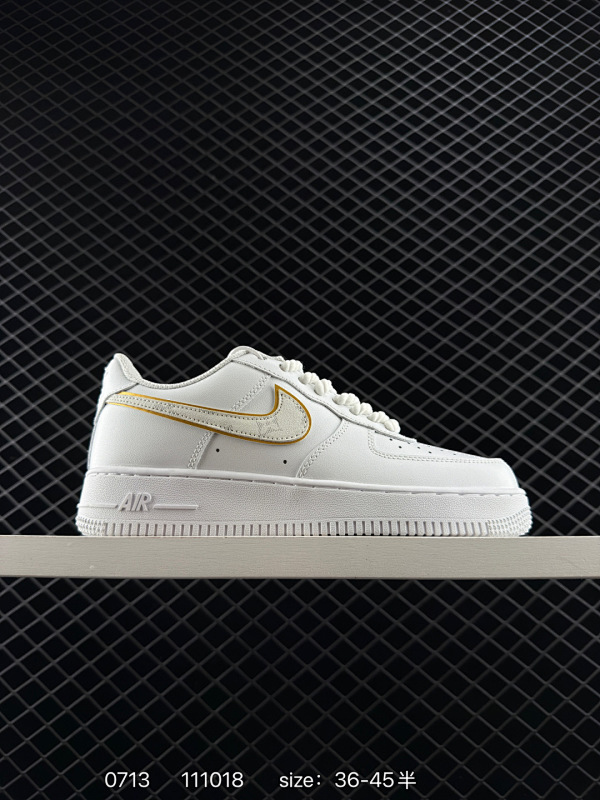 80 ✅耐克Nike Air Force 1 Low  空军一号低帮百搭休闲运动板鞋。柔软、弹性十足的缓震性能和出色的中底设计，横跨复古与现代的外型结合，造就出风靡全球三十多年的Force 1。 货号